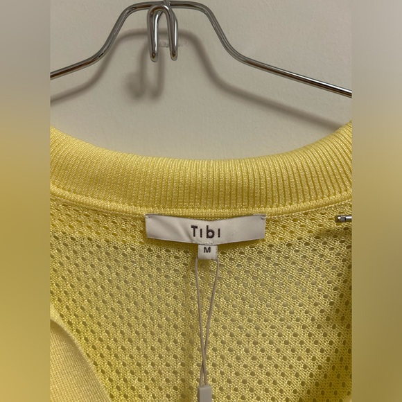 Tibi NWT Mesh Pullover Sweater in Citron size Medium (M) - Picture 6 of 7